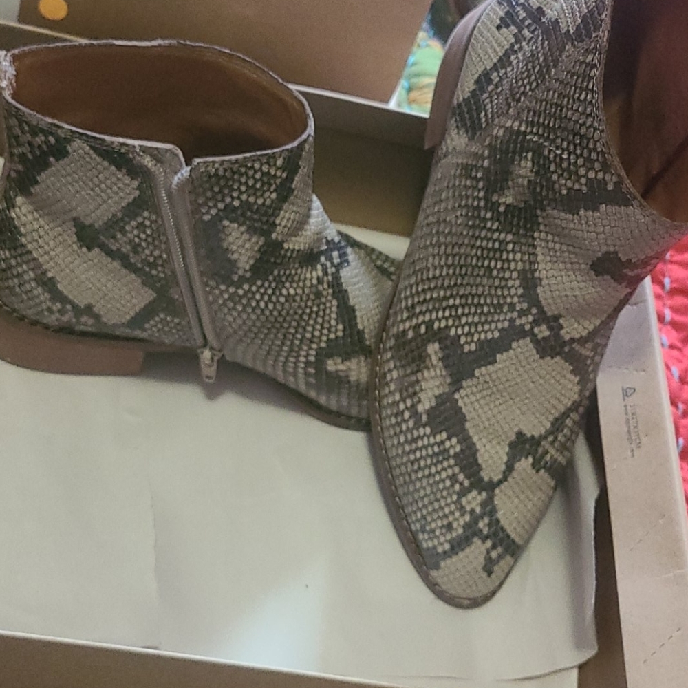 Lucky Brand Booties